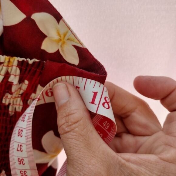 Aloha Moi Hawaiian dress - Picture 7 of 11